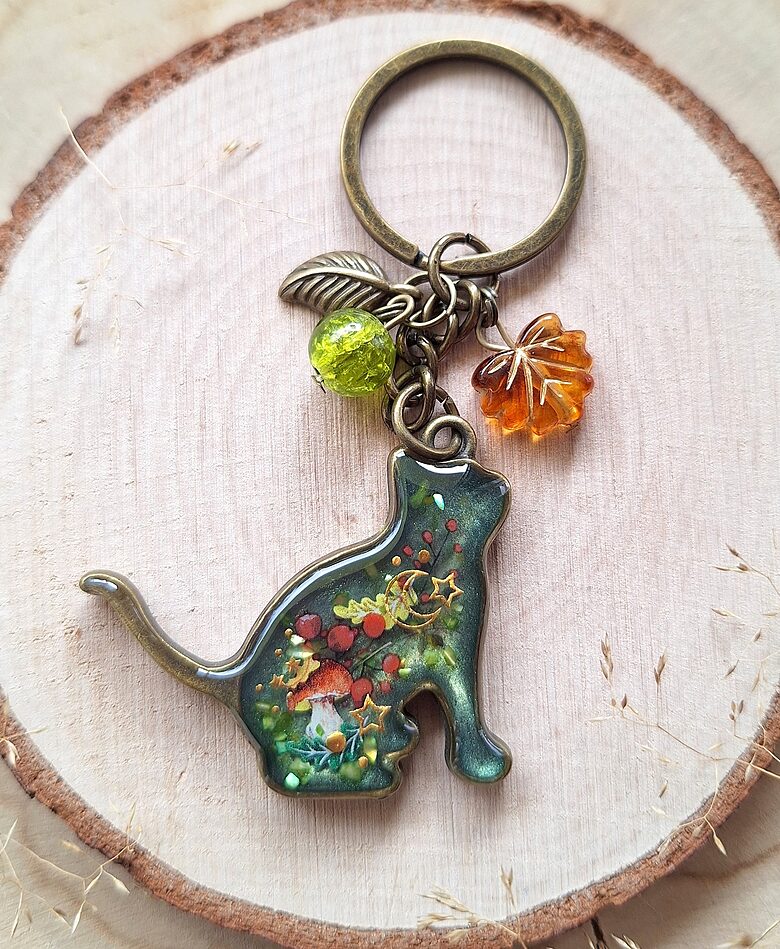 Jesienny Kotek z Księżycem - Brelok HandMade