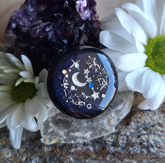 Broszka z żywicy - Niebo pełne gwiazd